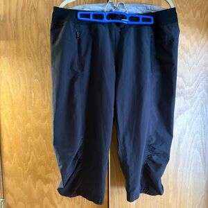 Calvin Klein Performance Quick Dry, Moisture Wicking Activewear Size XL